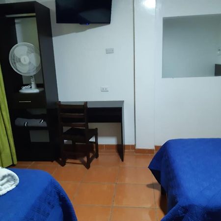 Paracas Hotel Fiorella Bagian luar foto